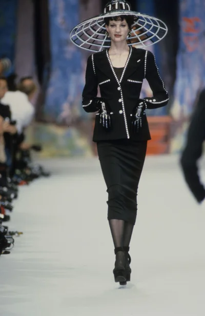 Look 50